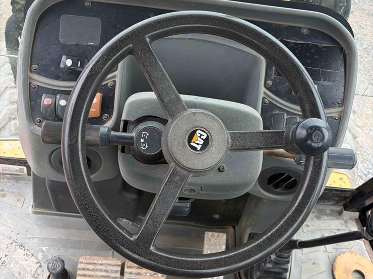 caterpillar-420d-it-image-17