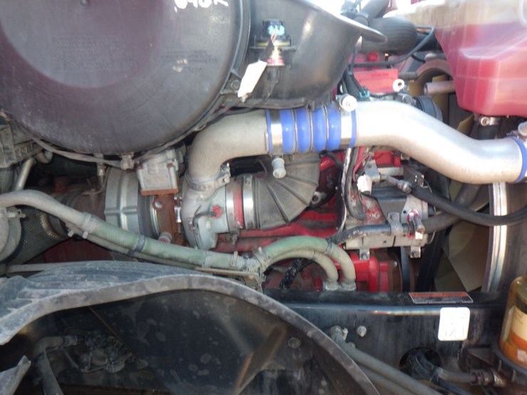 2020-volvo-vnl-760-image-26