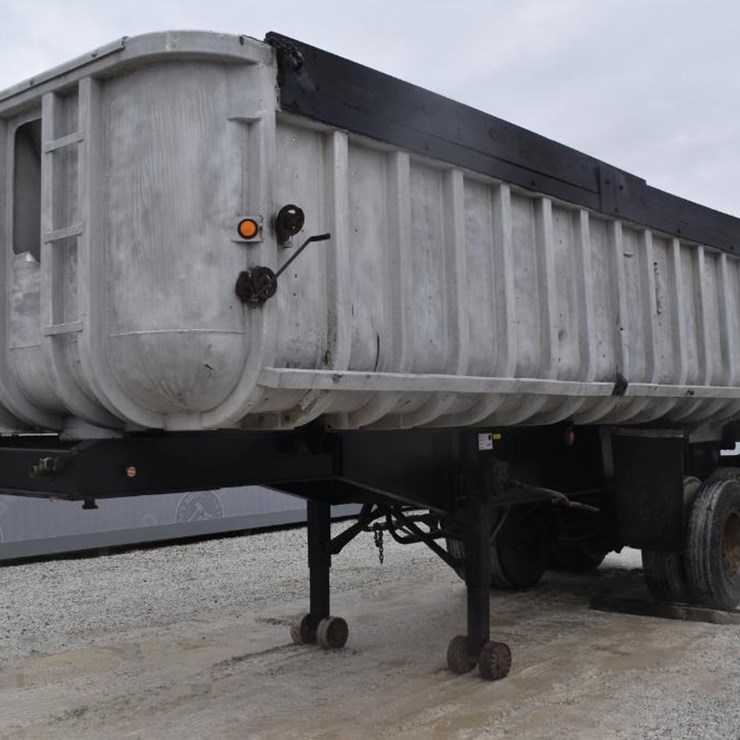 1967 FRUEHAUF END DUMP