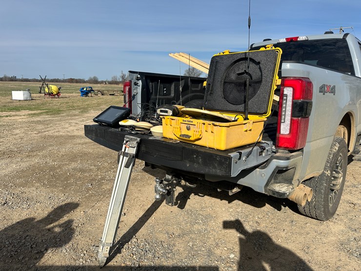 #36280-•-trimble-gps-system-image-1