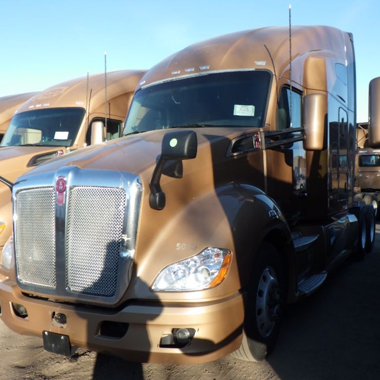 2022 KENWORTH T680