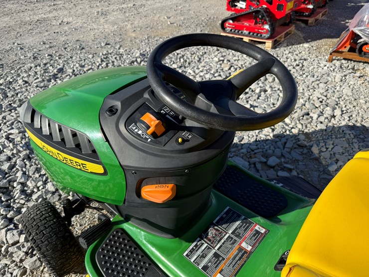 john-deere-d105-image-15