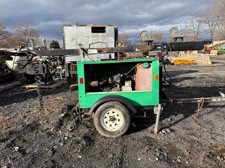 light-tower,-mitsubushi-dsl-image-1