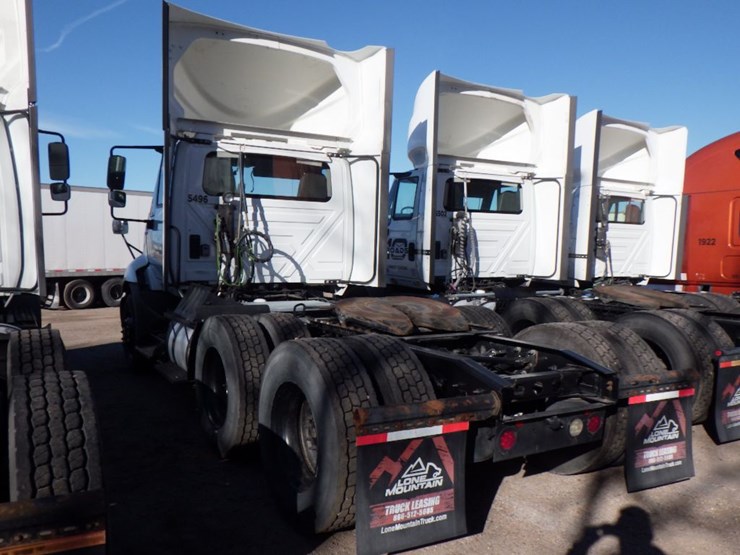 2017-international-prostar-image-12