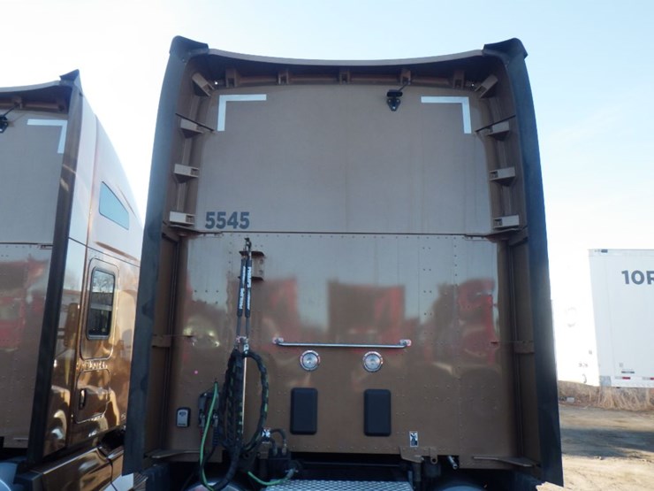 2024-kenworth-t680-image-10