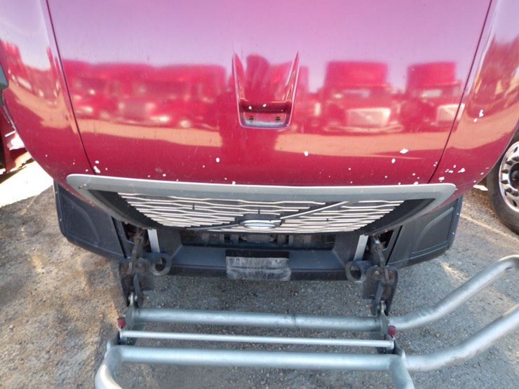 2021-volvo-vnl-300-image-29