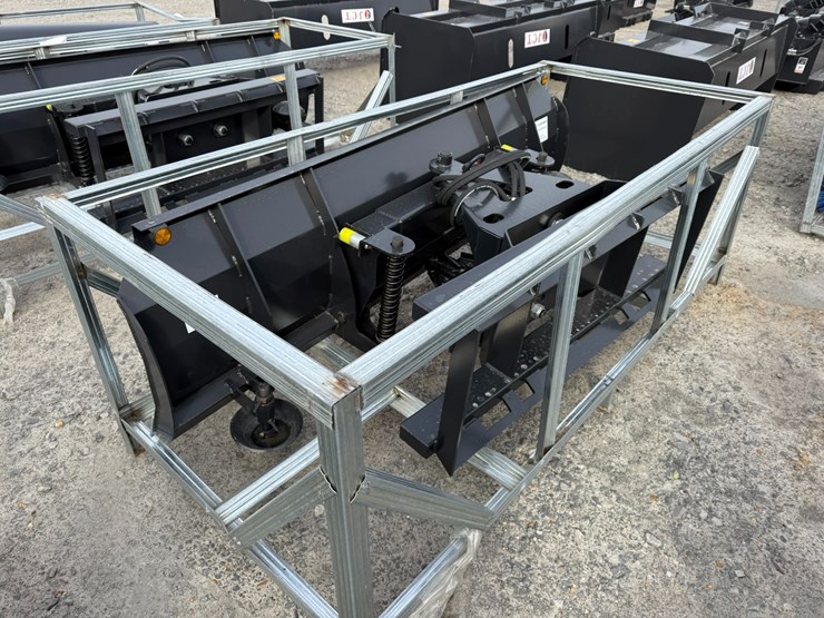 #2090-•-unused-jct-6'-skid-steer-dozer-bladeinv#-36009-image-2