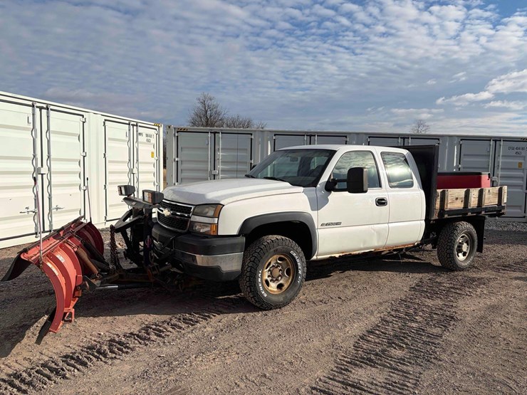 2006-chevrolet-2500hd-image-1