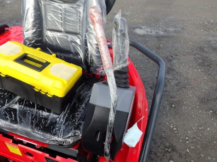 2025-vicsec-30-hydraulic-excavator-image-28