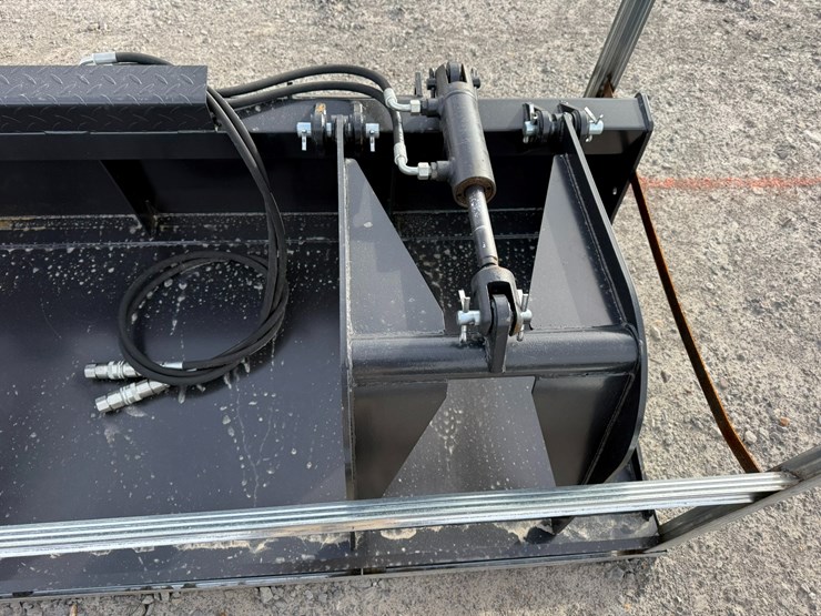 #2083-•-unused-jct-80"-skid-steer-grapple-bucketinv#-36014-image-7