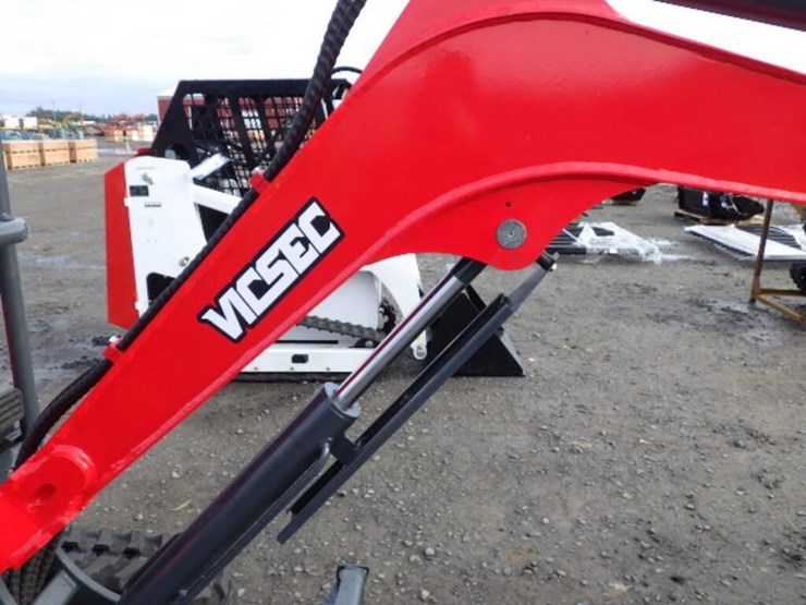 2025-vicsec-30-hydraulic-excavator-image-13