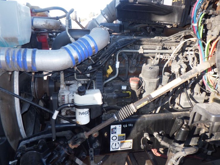 2022-kenworth-t680-image-28