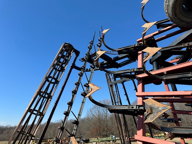 case-ih-200-image-53