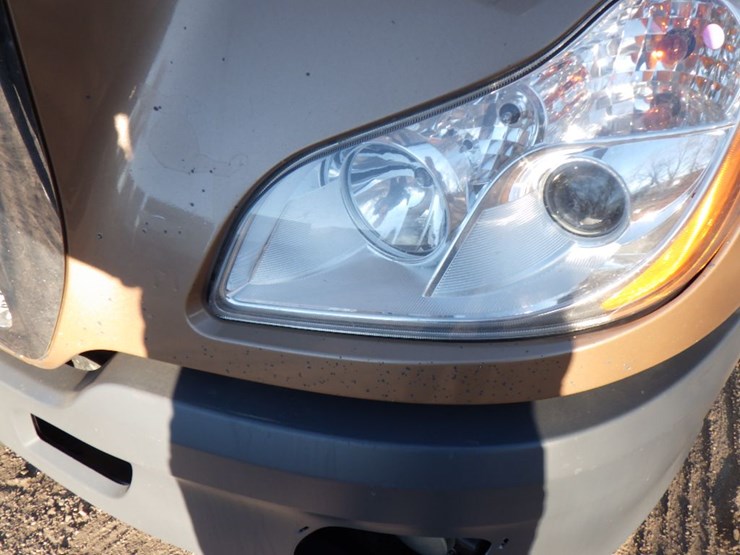 2022-kenworth-t680-image-2