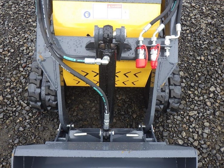 2025-sdlanch-sdll60-skid-steer-tracked-loader-image-6