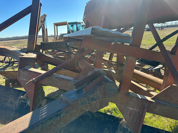 #35253-•-levee-hog-levee-squeeze-w/seeder-and-wheel-type-levee-packer-image-35