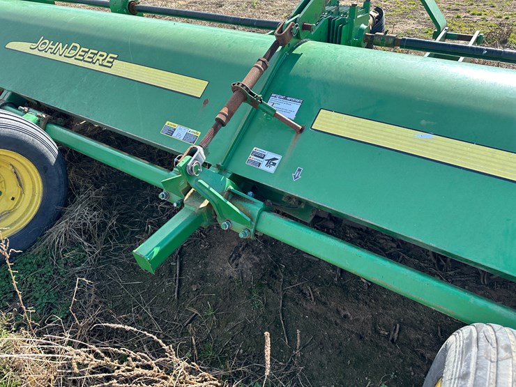 john-deere-520-image-19