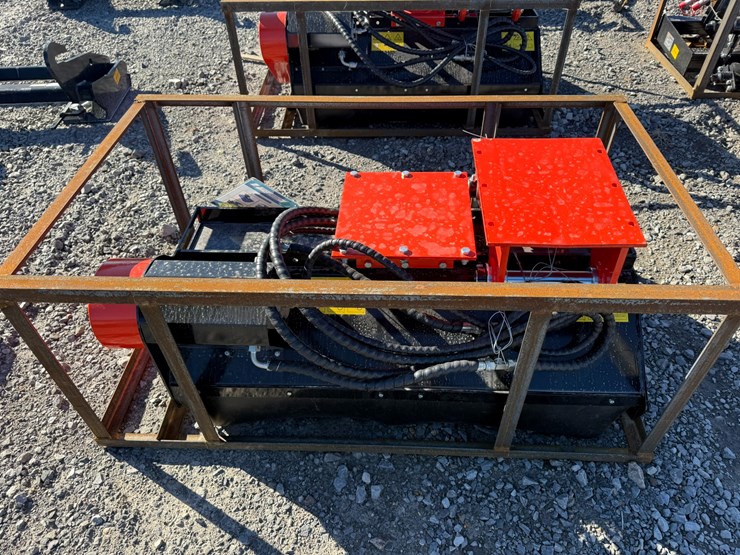 caterpillar-307-image-6