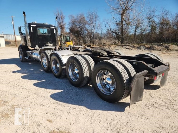 2012-kenworth-t800-image-6