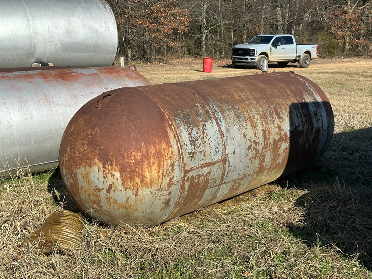 #35824-•-~250-gallon-tank-image-3