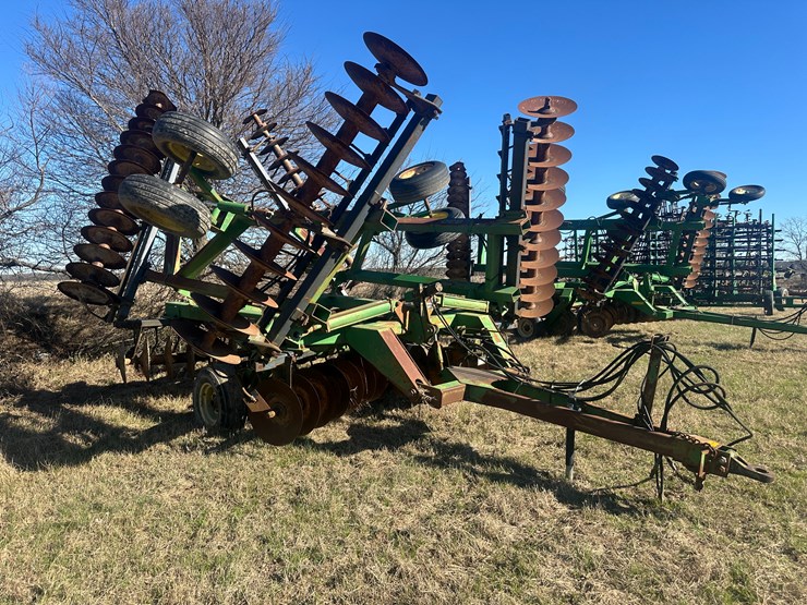 john-deere-27-image-2