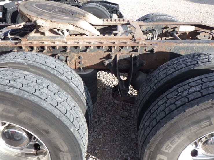 2016-international-prostar-image-17