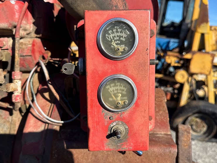 #521-•-inop-case-ih-6-cyl-power-unit-w/-trailer-inv#28377-image-9