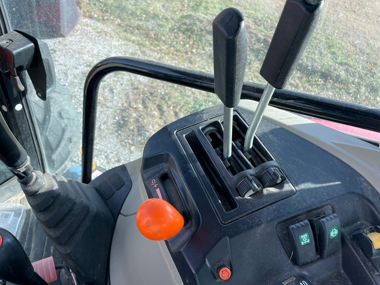 2018-massey-ferguson-4710-image-33