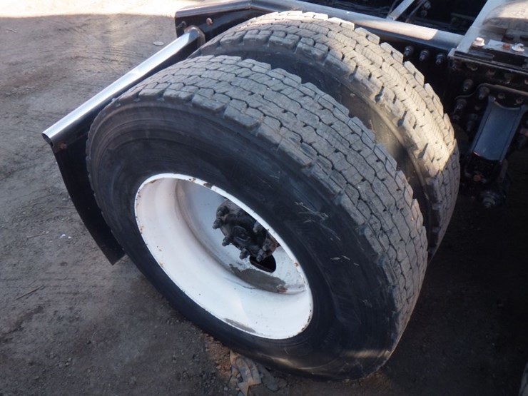 2020-mack-an64t-image-6