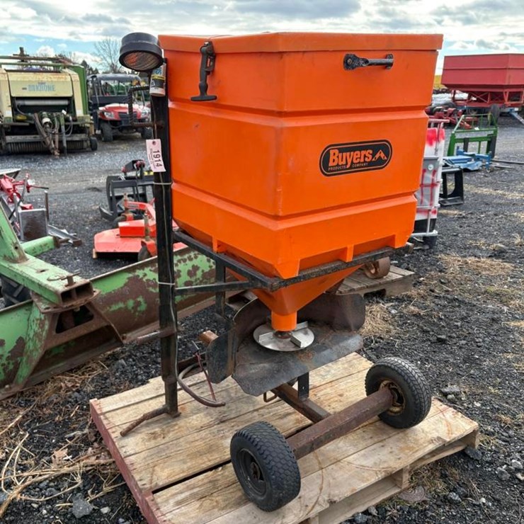 Tailgate Salt Spreader