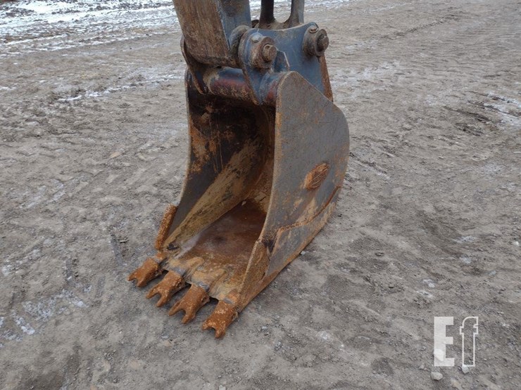 2021-deere-85g-image-18