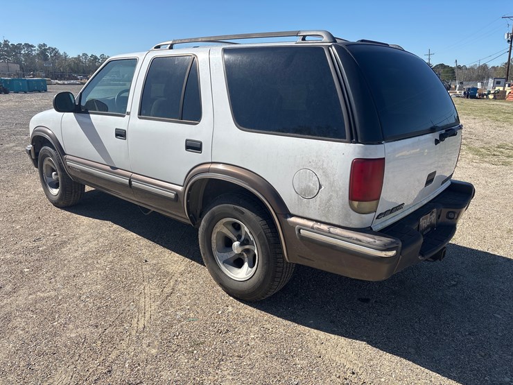 1998-chevrolet-blazer-image-4