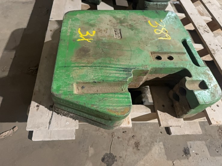 john-deere-suitecase-weights-(3-times-the-money)-image-3