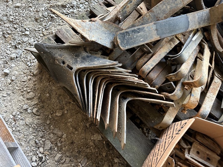 #35883-•-bedder-feet,-shanks-and-other-parts-image-4