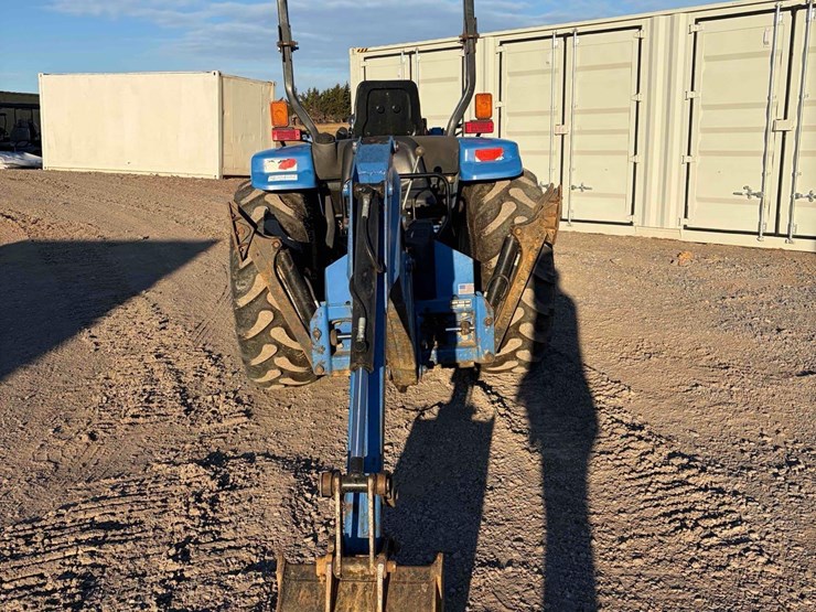 new-holland-tc35d-image-4