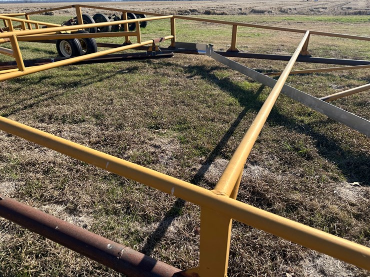 #35815-•-18'x52'-land-plane-image-22