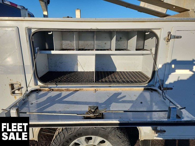 2021-ford-f350-image-38