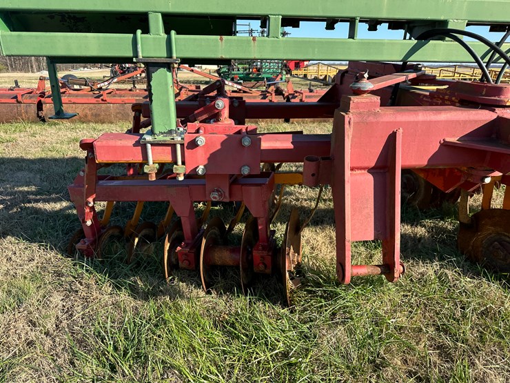 #35840-•-tandem-levee-plow-w/seed-box-image-13