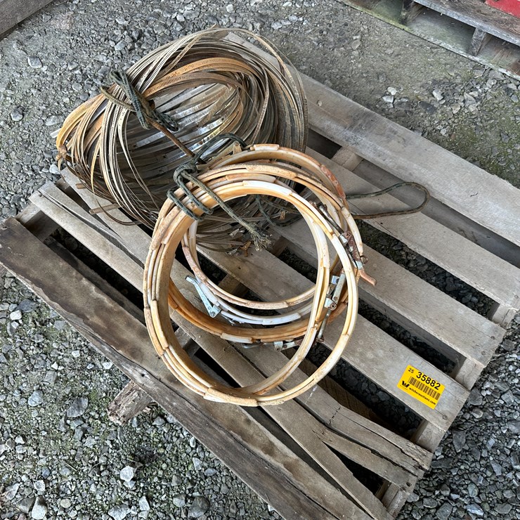 #35882 • Lot of Irrigation Clamps