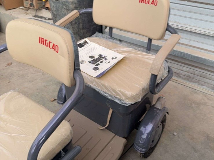 high-end-mini-golf-cart--2-seater-image-6