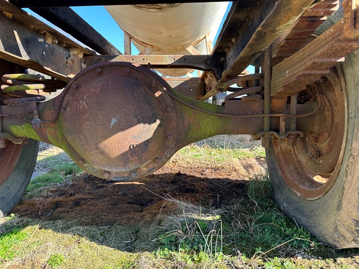 #35823-•-~1,000-gallon-fuel-wagon-image-13