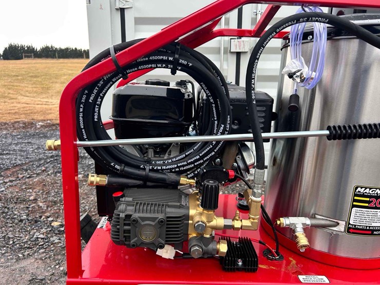 magnum-4000-series-hot-water-pressure-washer-image-8