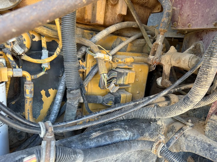 1997-caterpillar-10-image-97