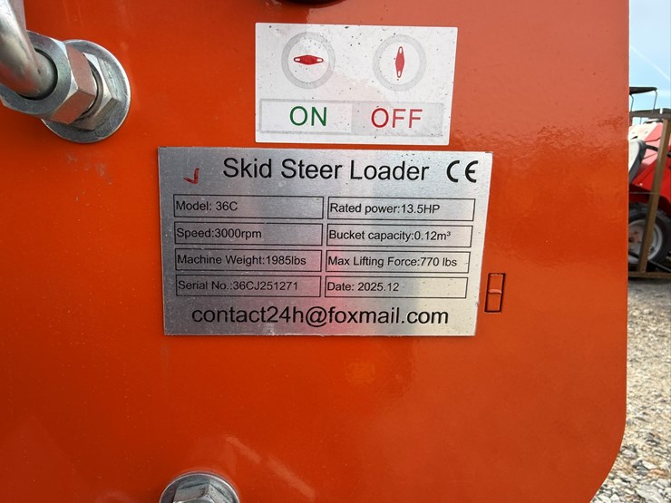 #96-•-unused-sdlool-sl36c-stand-on-tracked-loader-36cj251271-inv#-36230-image-5