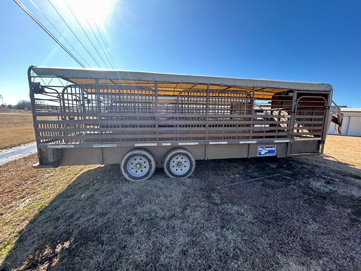 2015-gooseneck-24-ft-image-5