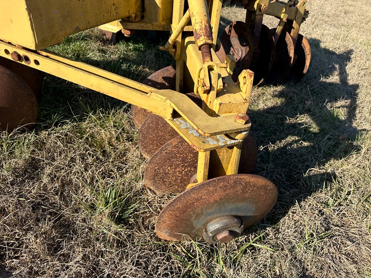 #35843-•-prime-1008-tandem-levee-plow-image-5