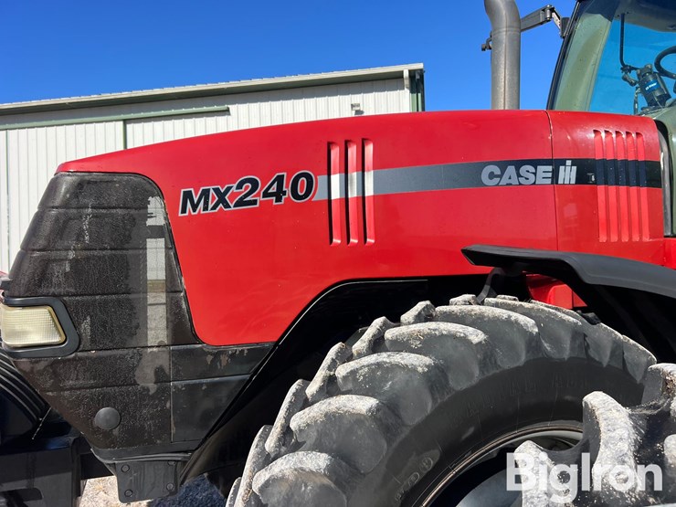 2001-case-ih-mx240-image-13