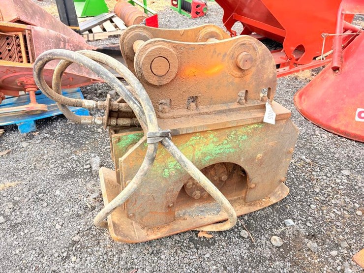 tremac-plate-compactor-image-2