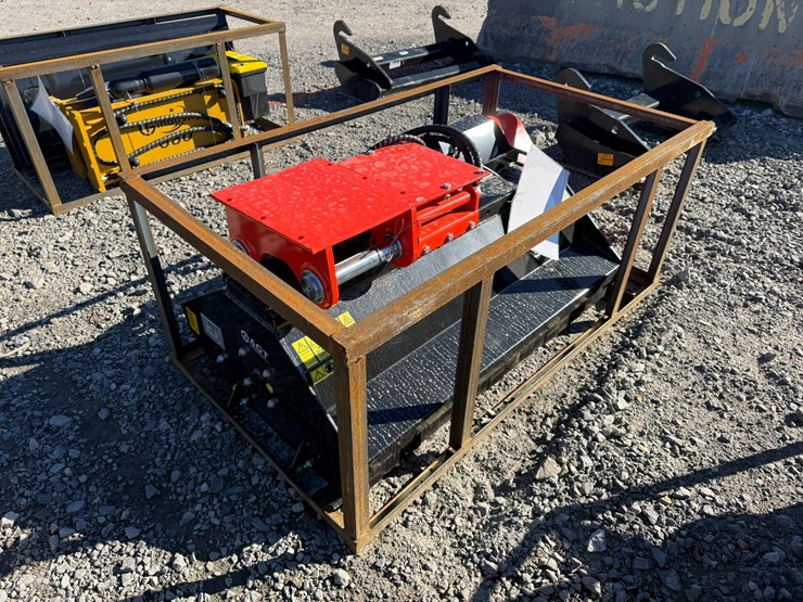 caterpillar-307-image-4