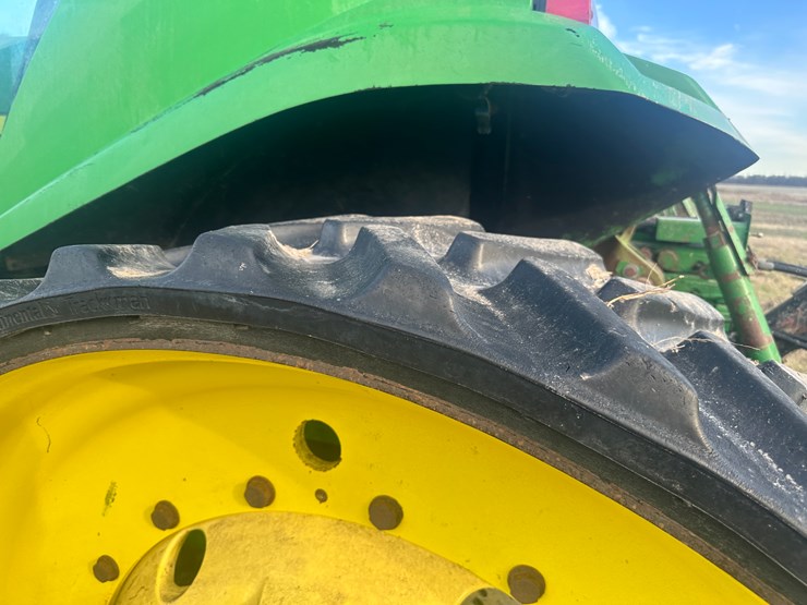 1999-john-deere-8400t-image-6
